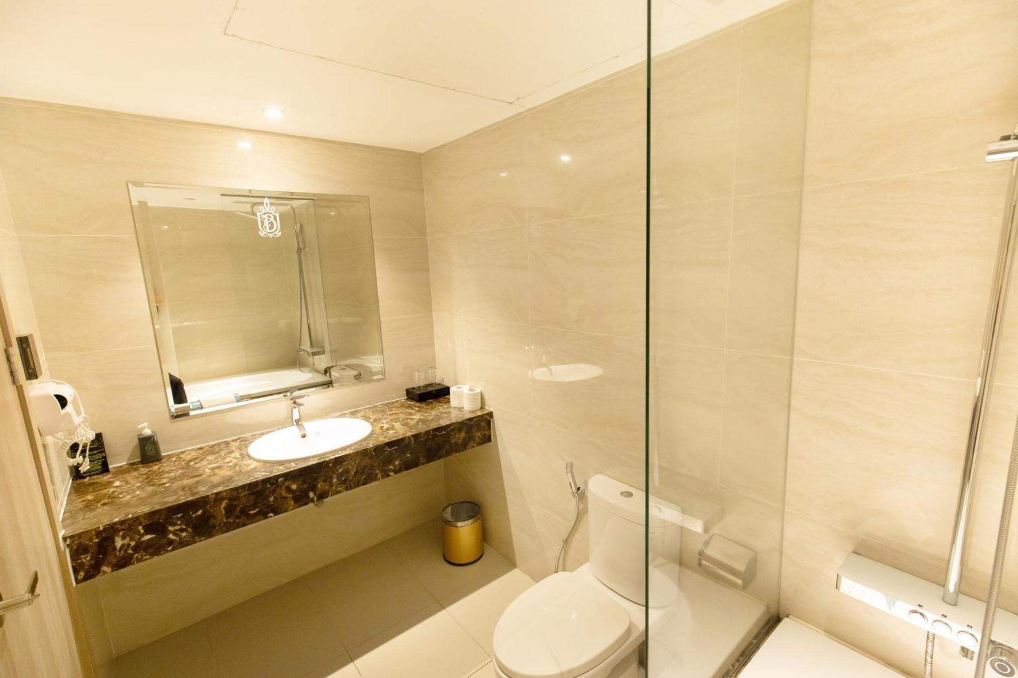 Nicecy Suite Hotel & Spa Хошимин Экстерьер фото