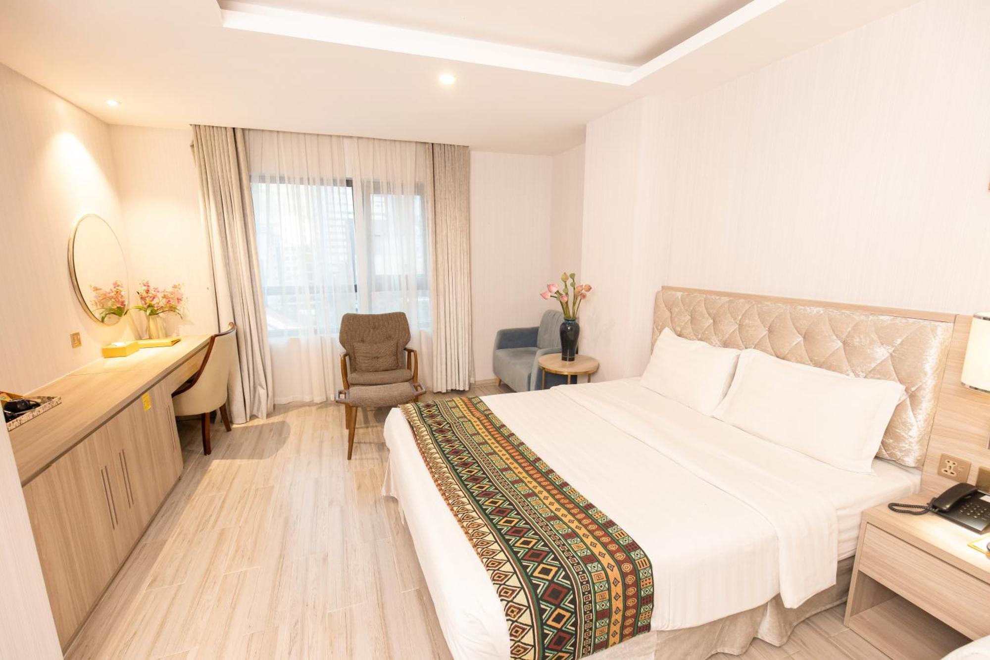 Nicecy Suite Hotel & Spa Хошимин Экстерьер фото