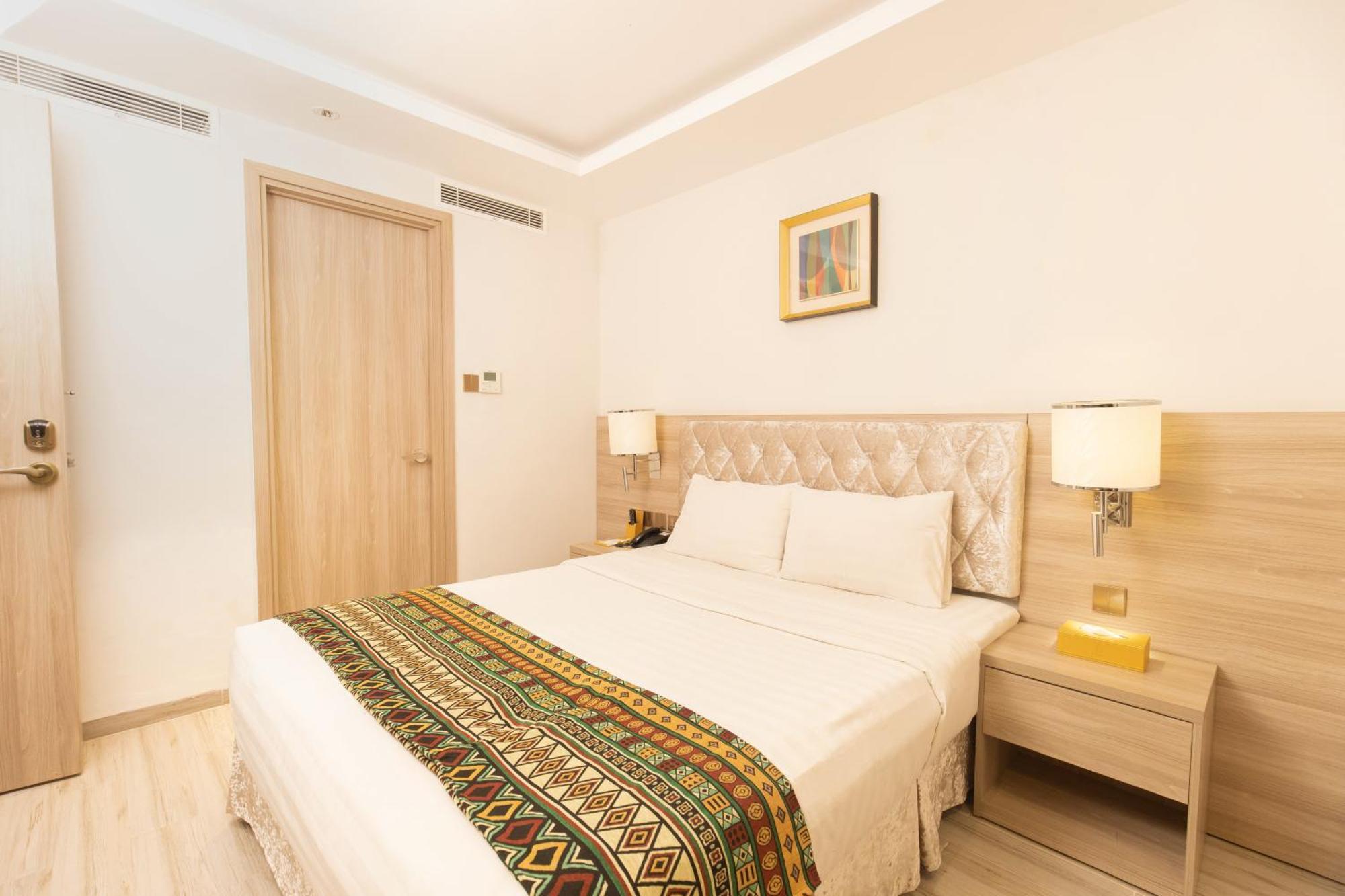 Nicecy Suite Hotel & Spa Хошимин Экстерьер фото